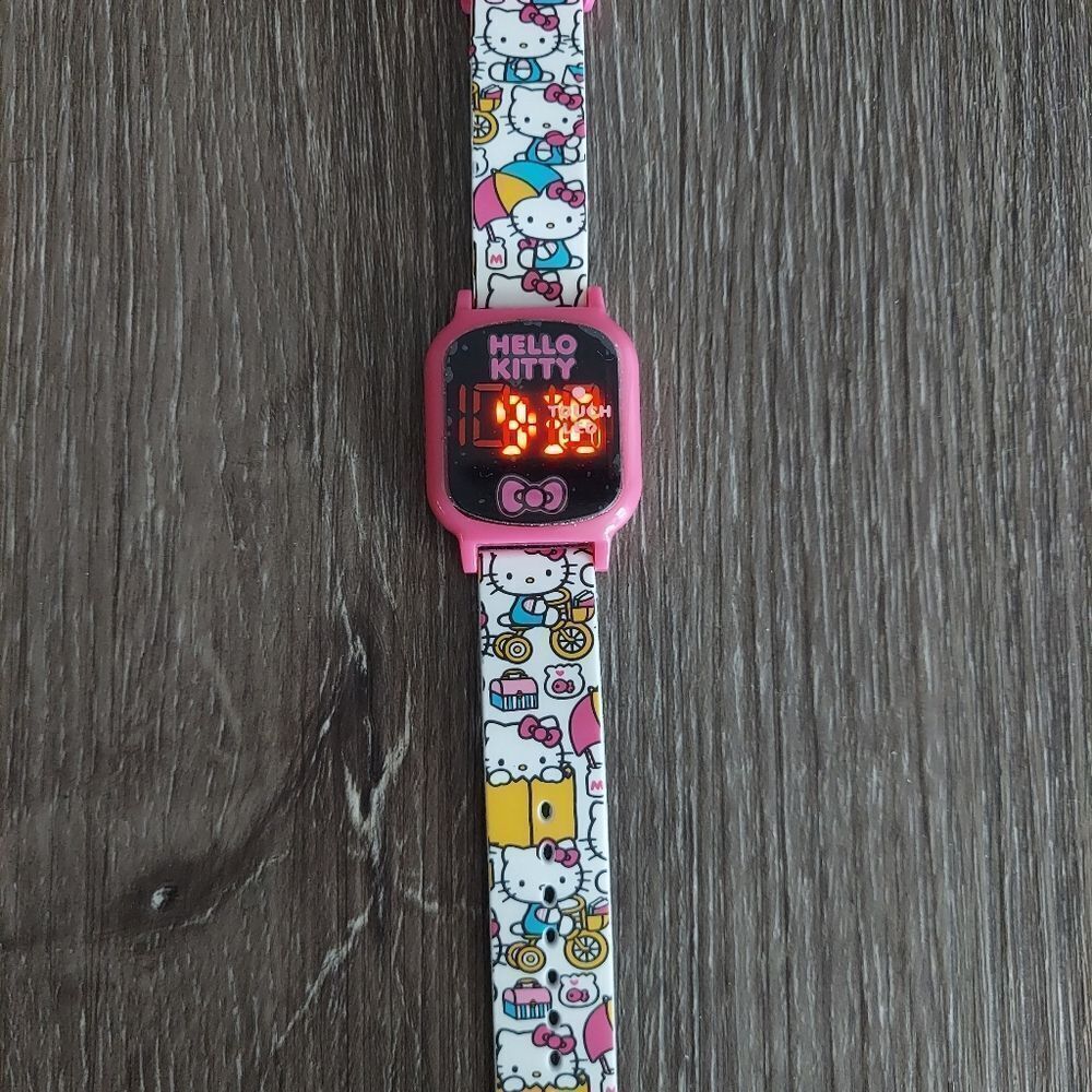 Hello Kitty Kids' LED Watch - Picture 2 of 6